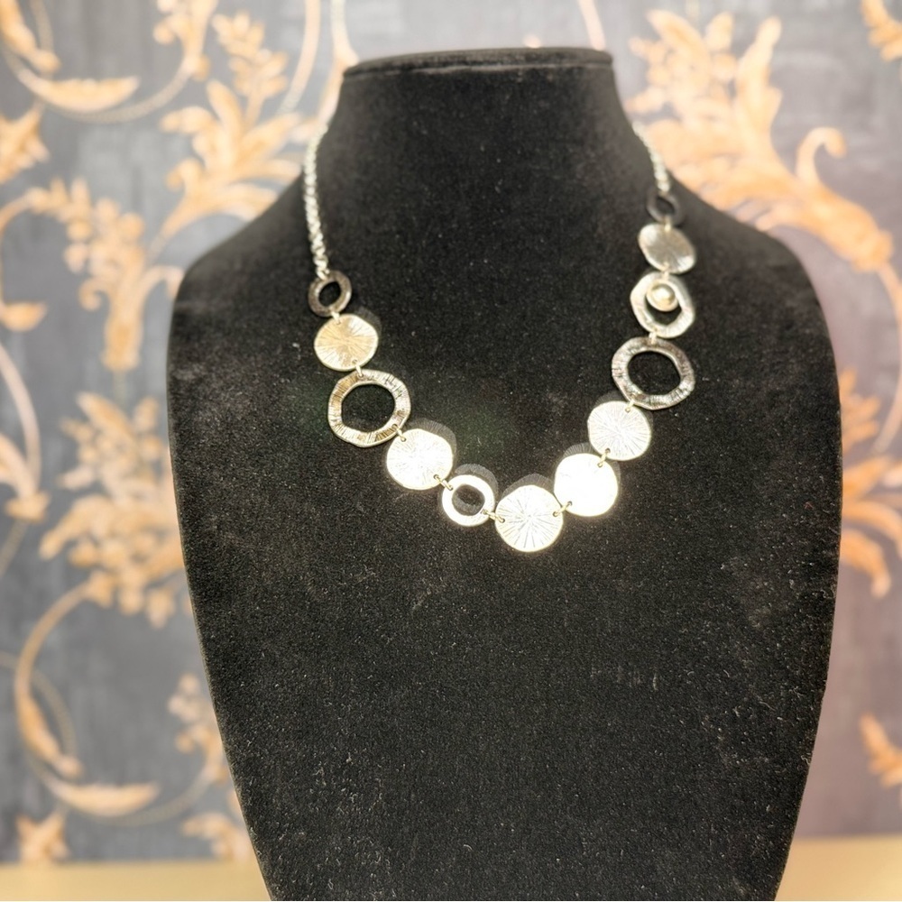 Vintage Estate Silver Toned Hammered Necklace Lot A62
